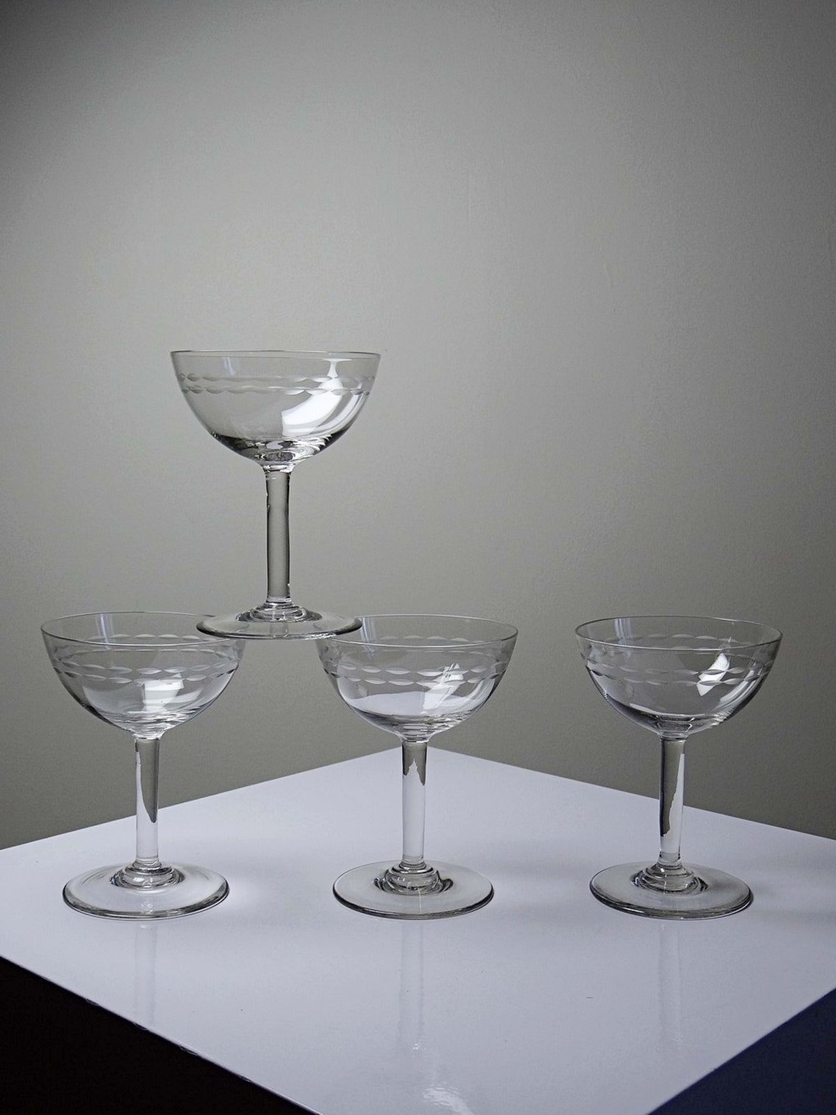 Set von 4 Vintage Champagnerschalen "Marie-Antoinette" Art Déco
