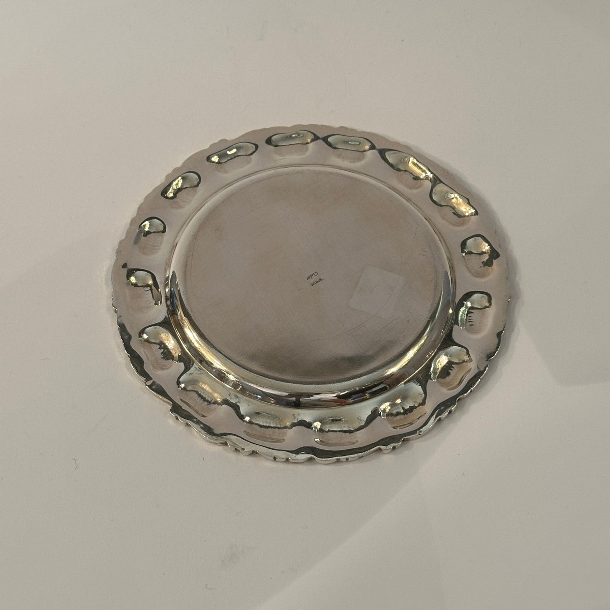 Vintage Silberteller von Cartier organische Randverzierung