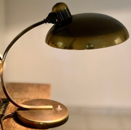 Vintage Tischlampe President 6750 von Christian Dell für Kaiser Idell goldfarben