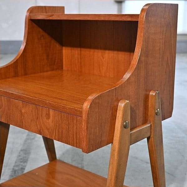 Vintage Nachttisch nordisch
