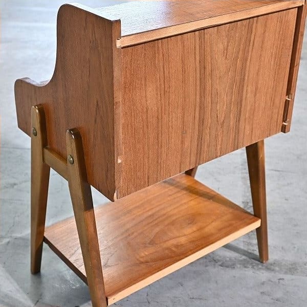 Vintage Nachttisch nordisch