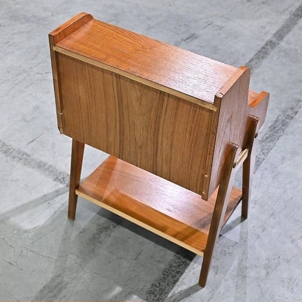Vintage Nachttisch nordisch