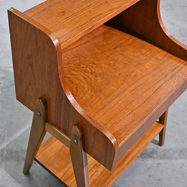 Vintage Nachttisch nordisch