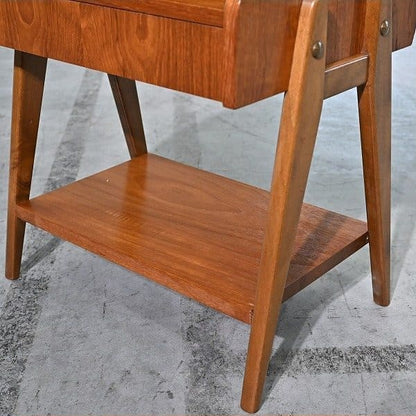 Vintage Nachttisch nordisch