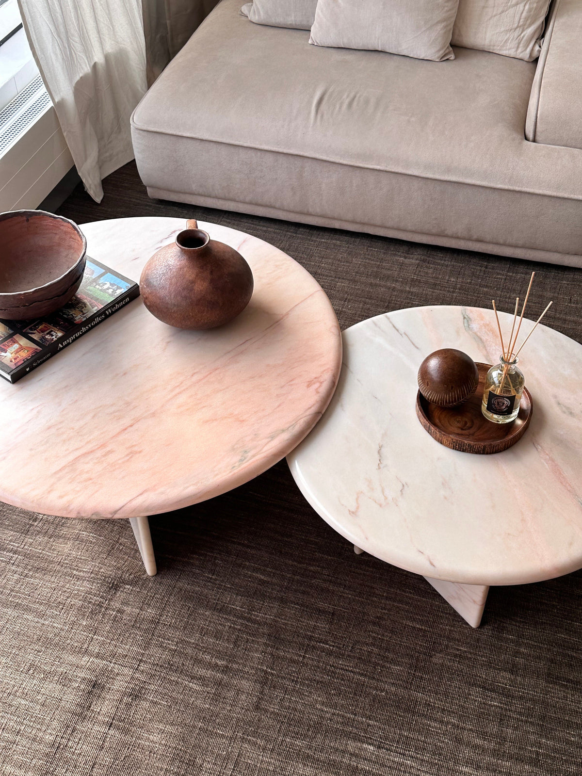 Vintage side table pink Portogallo marble round set of 2