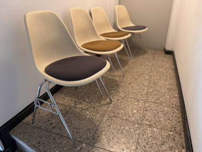 Vintage Stuhl DSS von Charles und Ray Eames für Herman Miller Set von 4