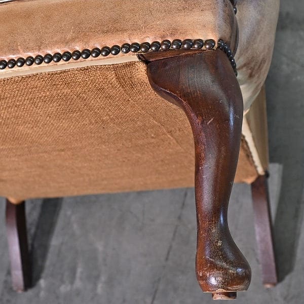 Vintage Sessel mit Ottoman Set von 1, britischer Stil, Leder, hohe Rückenlehne, gebraucht