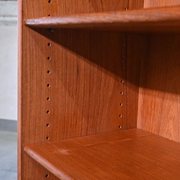 Vintage Bücherregal RY8 von Hans J. Wegner für Ry Mobler