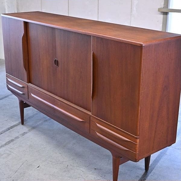 Vintage Sideboard von Johannes Andersen für Uldum Mobelfabrik