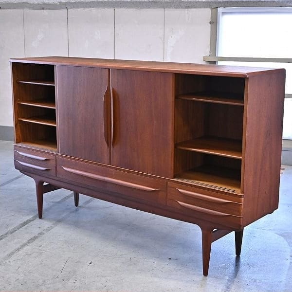 Vintage Sideboard von Johannes Andersen für Uldum Mobelfabrik