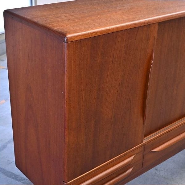 Vintage Sideboard von Johannes Andersen für Uldum Mobelfabrik