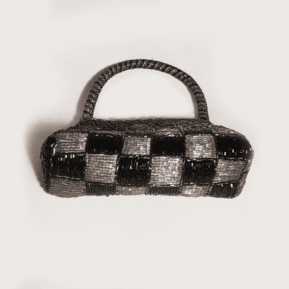 Vintage Handtasche Damier aus Perlen in Silber und Schwarz