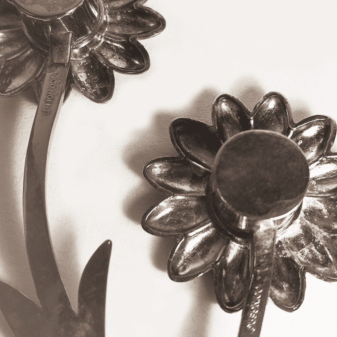 Salière et poivrière vintage Florage en métal argenté