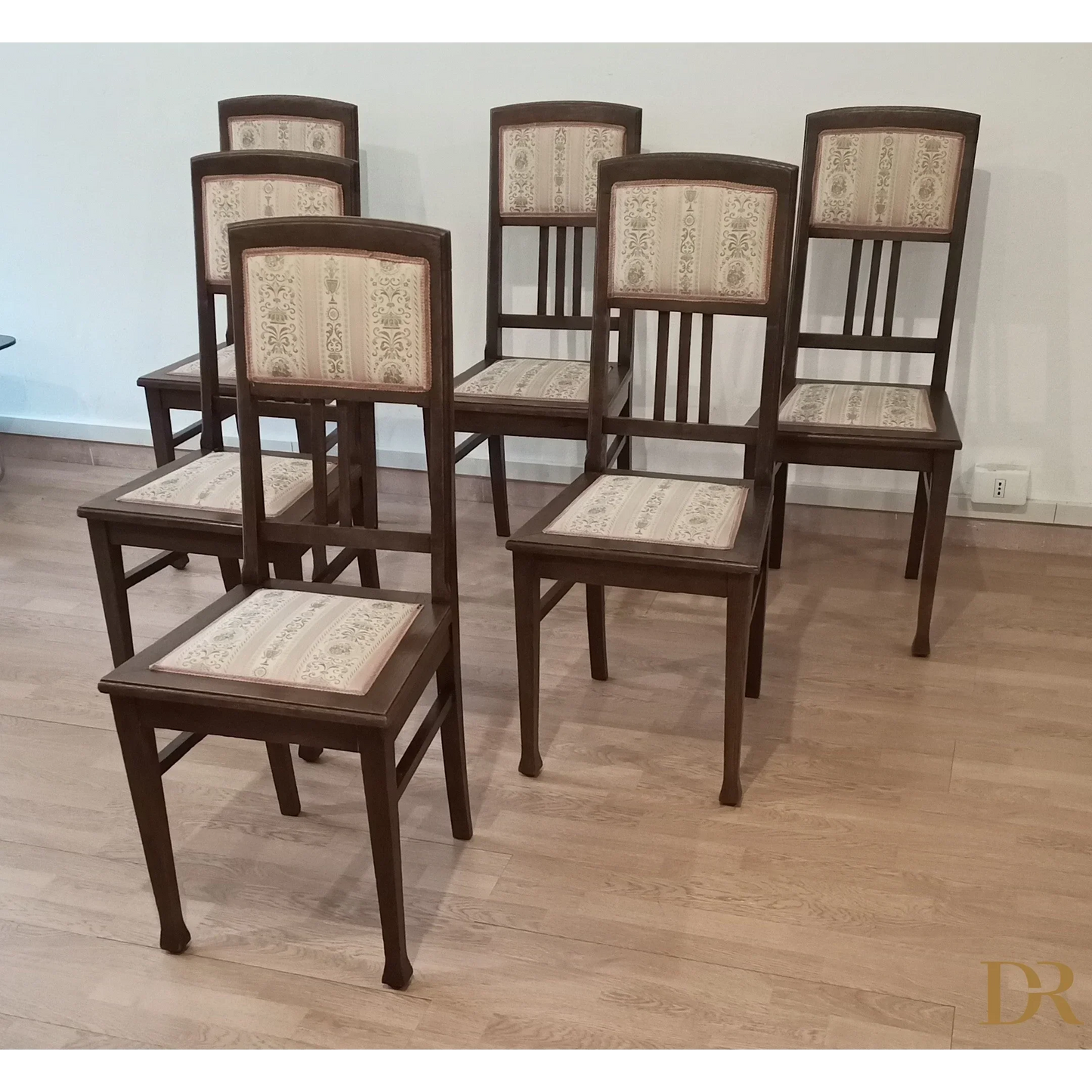 Lot de 2 chaises de salle à manger vintage en chêne avec rembourrage d'origine de style italien