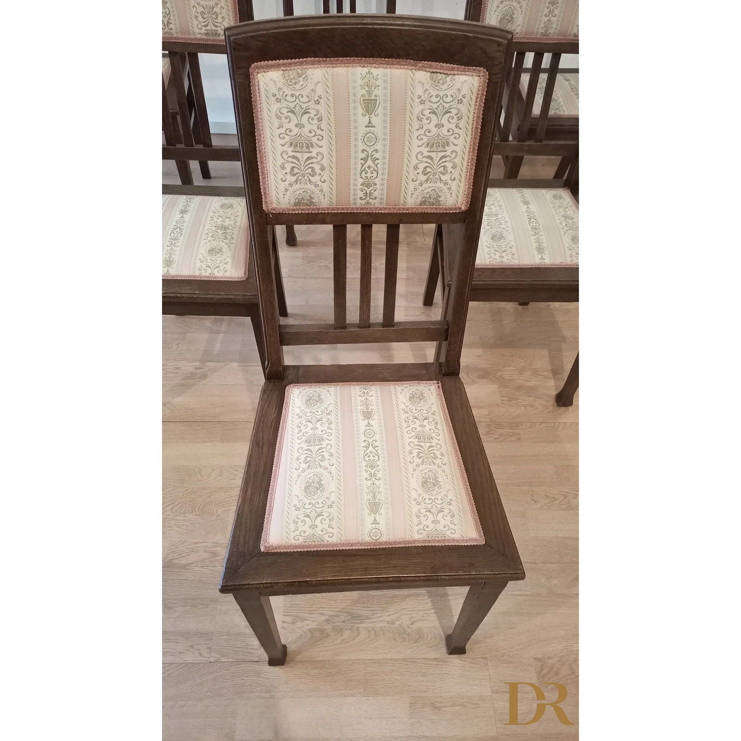 Lot de 2 chaises de salle à manger vintage en chêne avec rembourrage d'origine de style italien