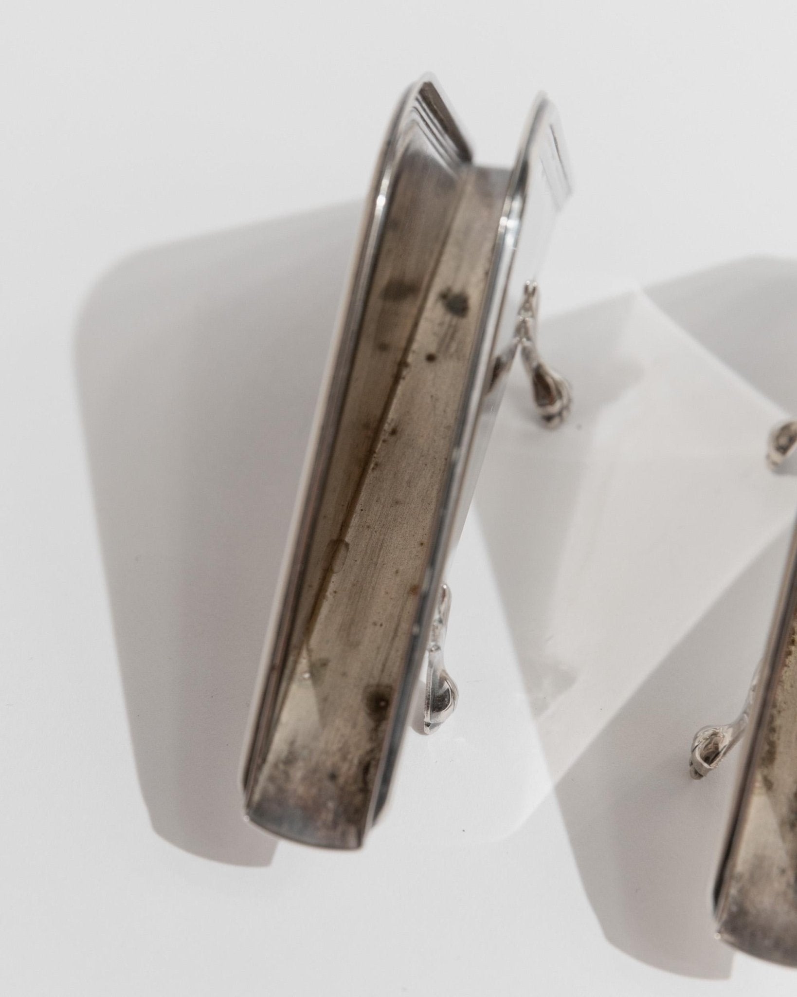 Vintage Serviettenhalter Set von 2 Triangular von Olri für Olri mit kleinen Pfotenfüßen