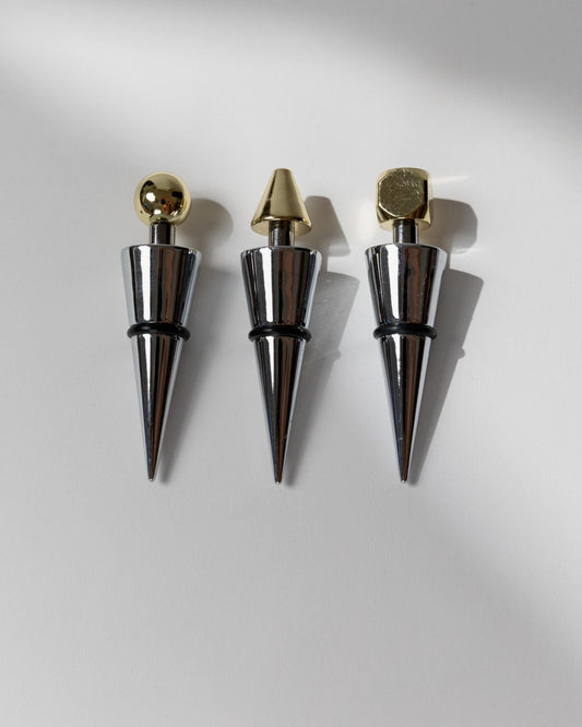Vintage Flaschenverschluss Set von 3 geometrisch konisch mit goldenen Spitzen, Italien 1980er