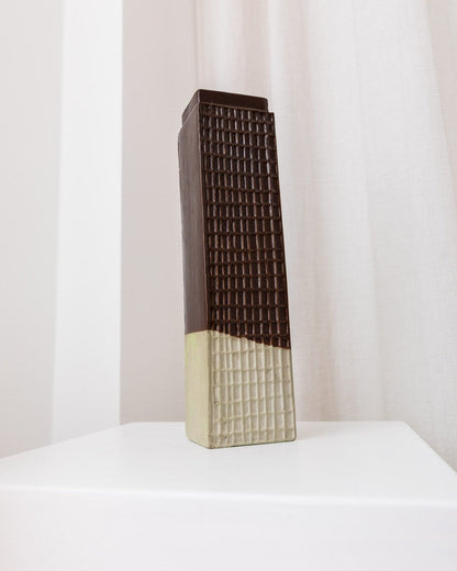 Vintage Vase Skyscraper Keramik Braun Tschechisches Design 1960er