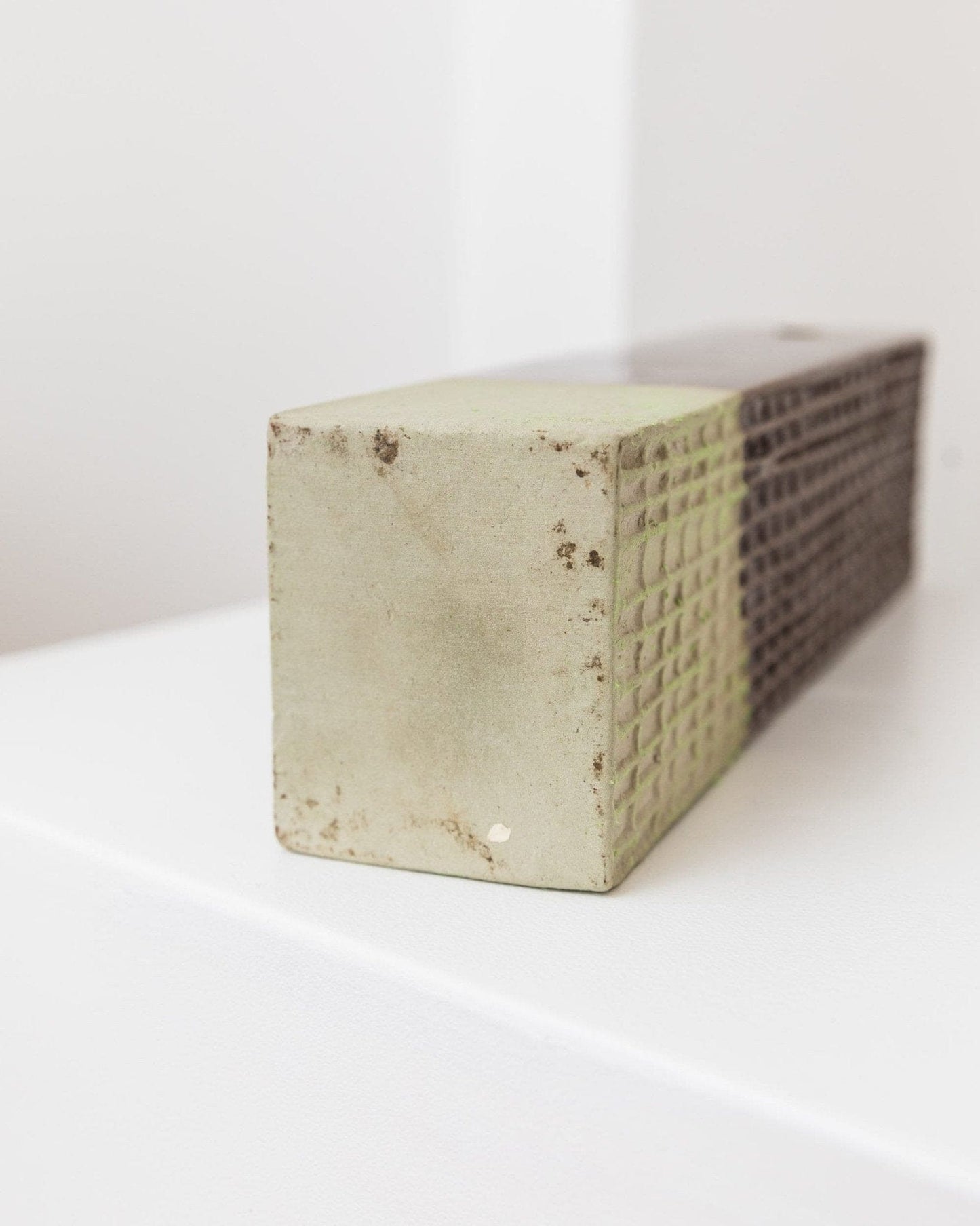 Vintage Vase Skyscraper Keramik Braun Tschechisches Design 1960er