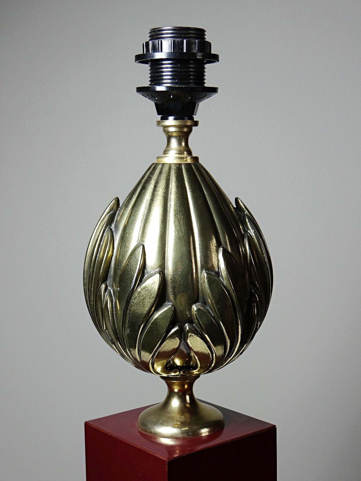Vintage Tischlampe "Vérone" von Le Dauphin, Messing