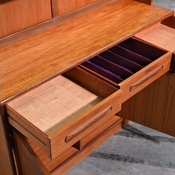 Vintage Geschirrschrank Fresco von Victor Bramwell Wilkins für G-PLAN