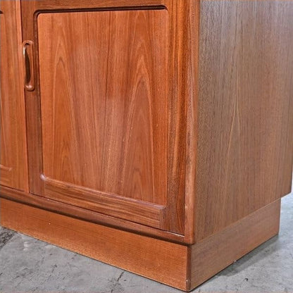 Vintage Geschirrschrank Fresco von Victor Bramwell Wilkins für G-PLAN