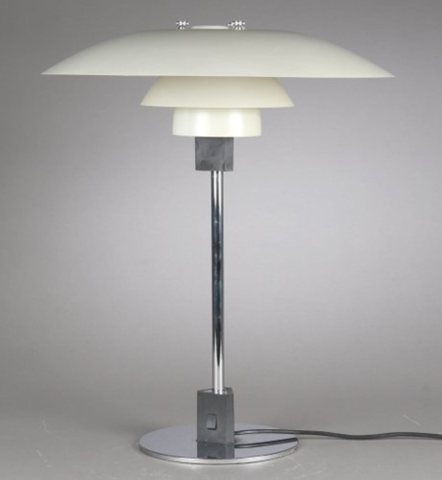 Vintage Tischleuchte PH 4/3 von Poul Henningsen für Louis Poulsen weiß silber
