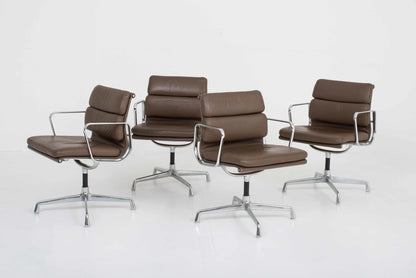 Vintage Bürostuhl EA 208 von Charles und Ray Eames für Vitra braunes Leder