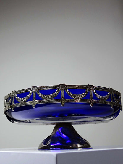 Vintage Schale aus Kobaltglas und versilbertem Metall, Louis XVI Stil, circa 1900-1920