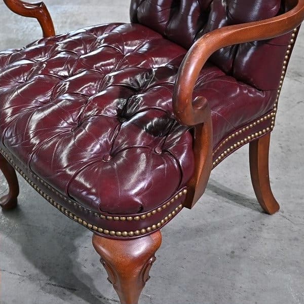 Vintage Sessel Chesterfield Highback von unbekannt für unbekannt, Einzelstück, Knopfheftung