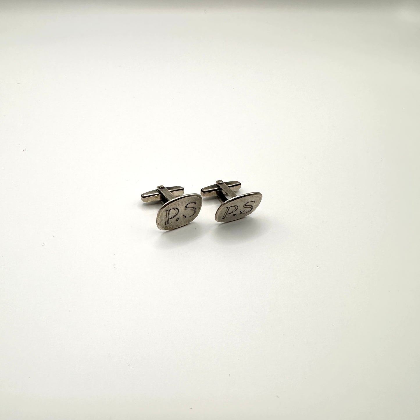 Vintage Manschettenknopf „P.S.“ aus 800er Silber