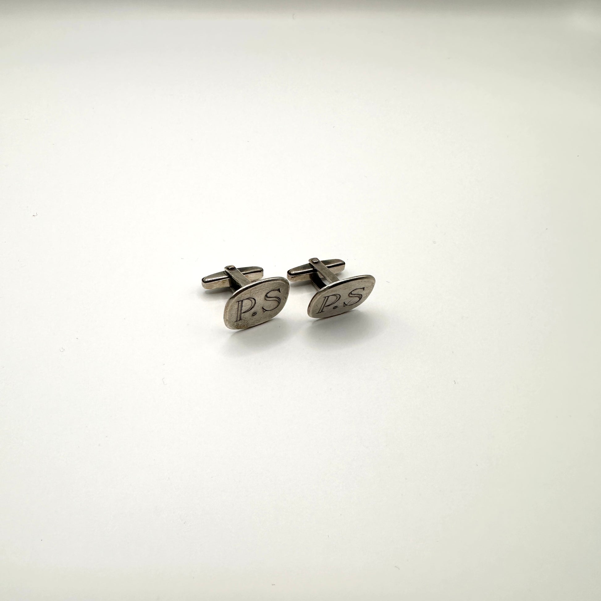 Vintage Manschettenknopf „P.S.“ aus 800er Silber