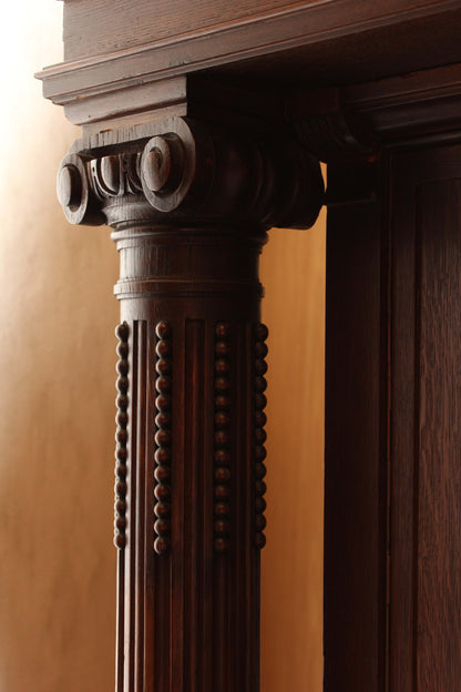 Vintage Schrank Wohnzimmerschrank aus Eiche, Jugendstil, verglast, sehr gut