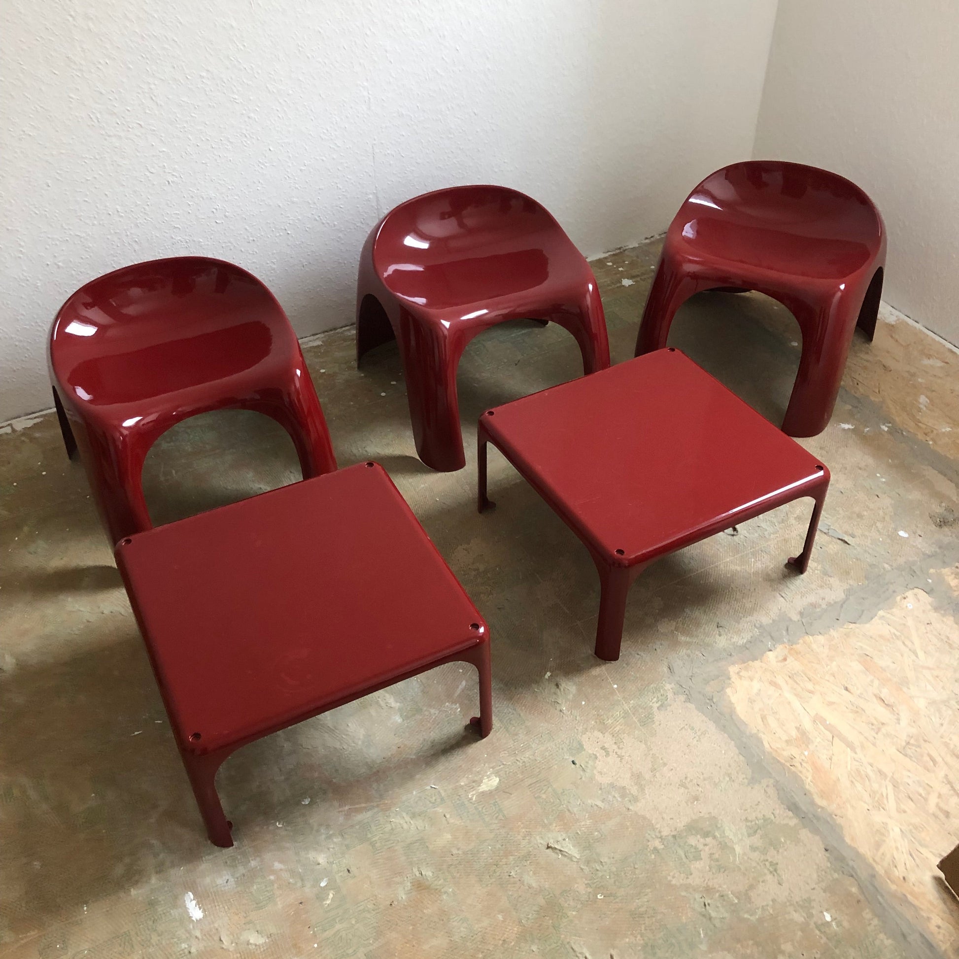 Vintage Hocker Set von 3 und Tisch Set von 2 von Stacy Dukes für Artemide