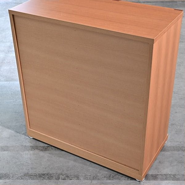 Vintage Schrank Kirschholz mit Glastüren, Stauraum und Regalböden, gebraucht