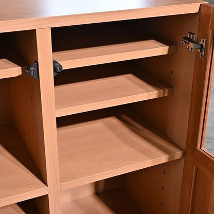 Vintage Schrank Kirschholz mit Glastüren, Stauraum und Regalböden, gebraucht