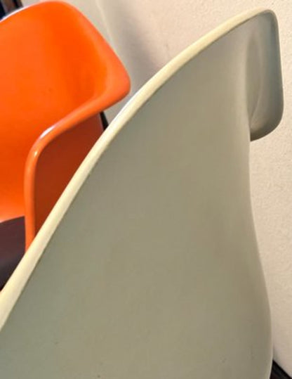 Vintage DAR Armlehnstuhl von Charles und Ray Eames für Herman Miller Set von 2