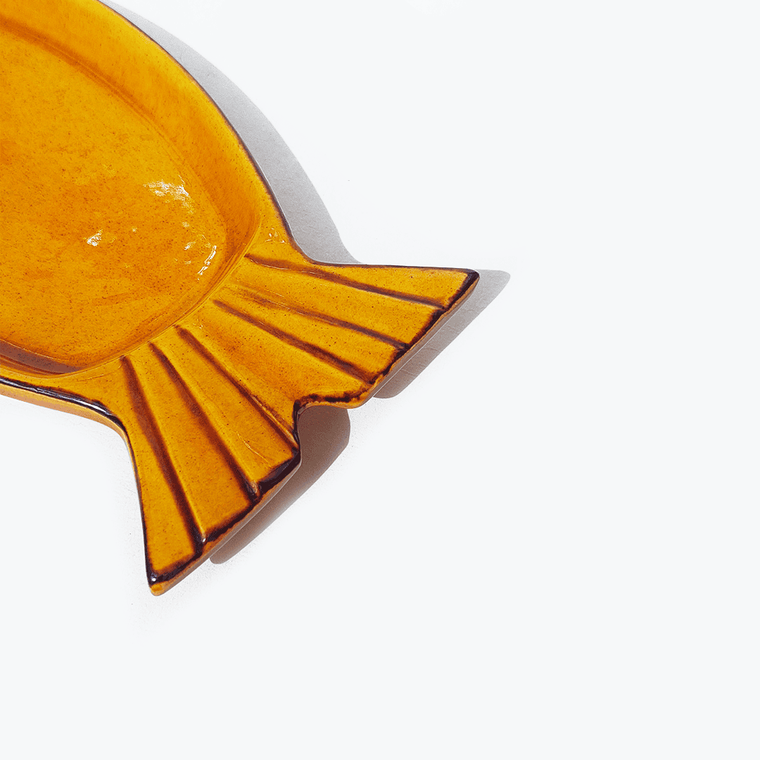 Bol vintage en verre en forme de poisson ocre jaune
