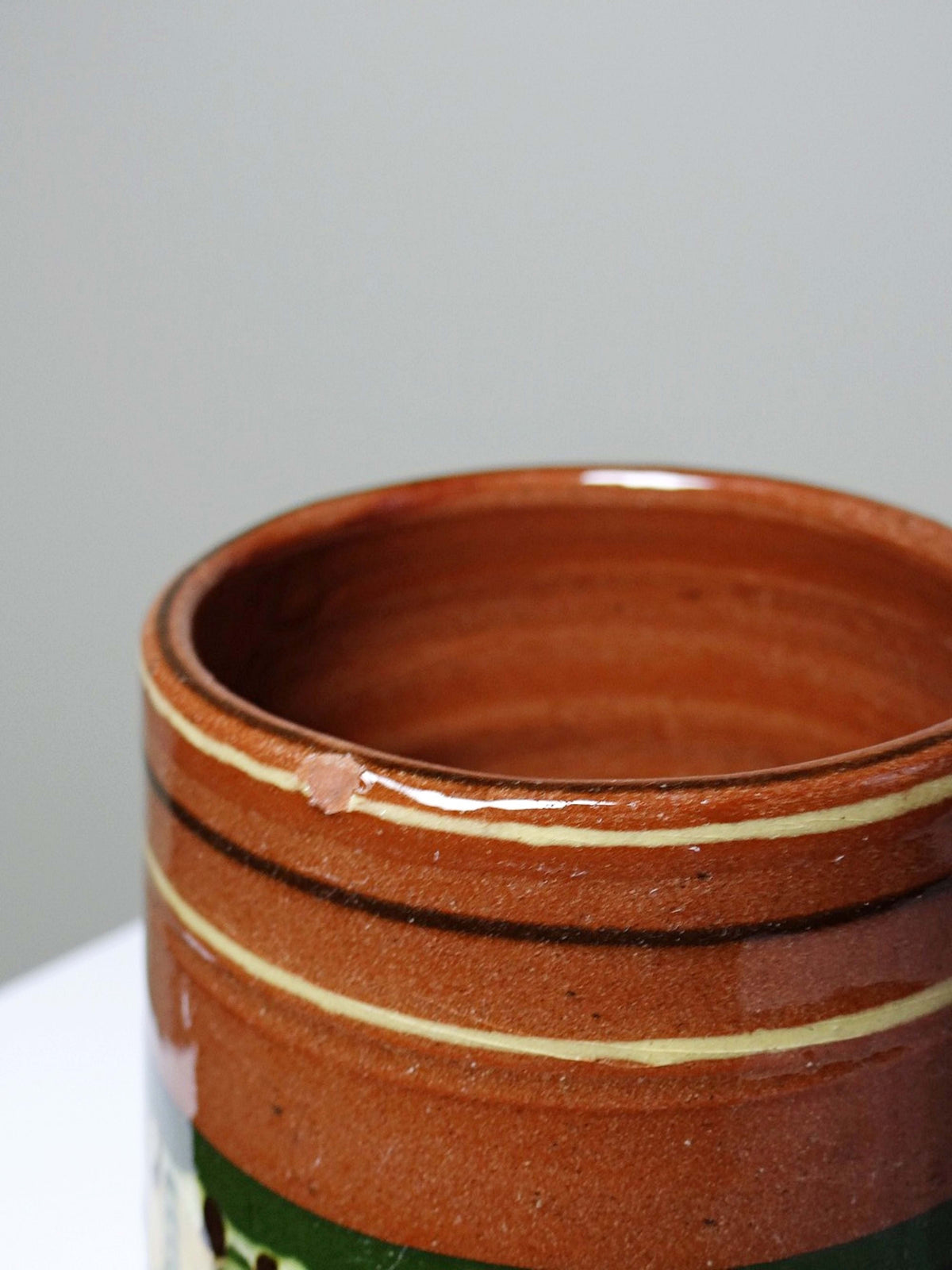 Set von 2 Vintage Keramikkrüge Troyan, Bulgarien