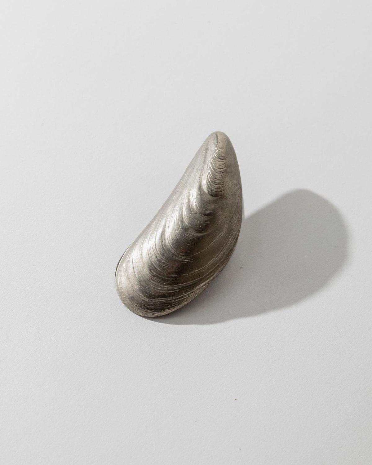 Vintage Papierklammer Muschelform aus Silber, um 1900