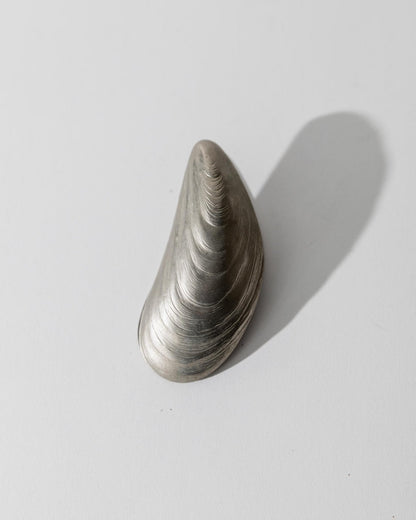 Vintage Papierklammer Muschelform aus Silber, um 1900