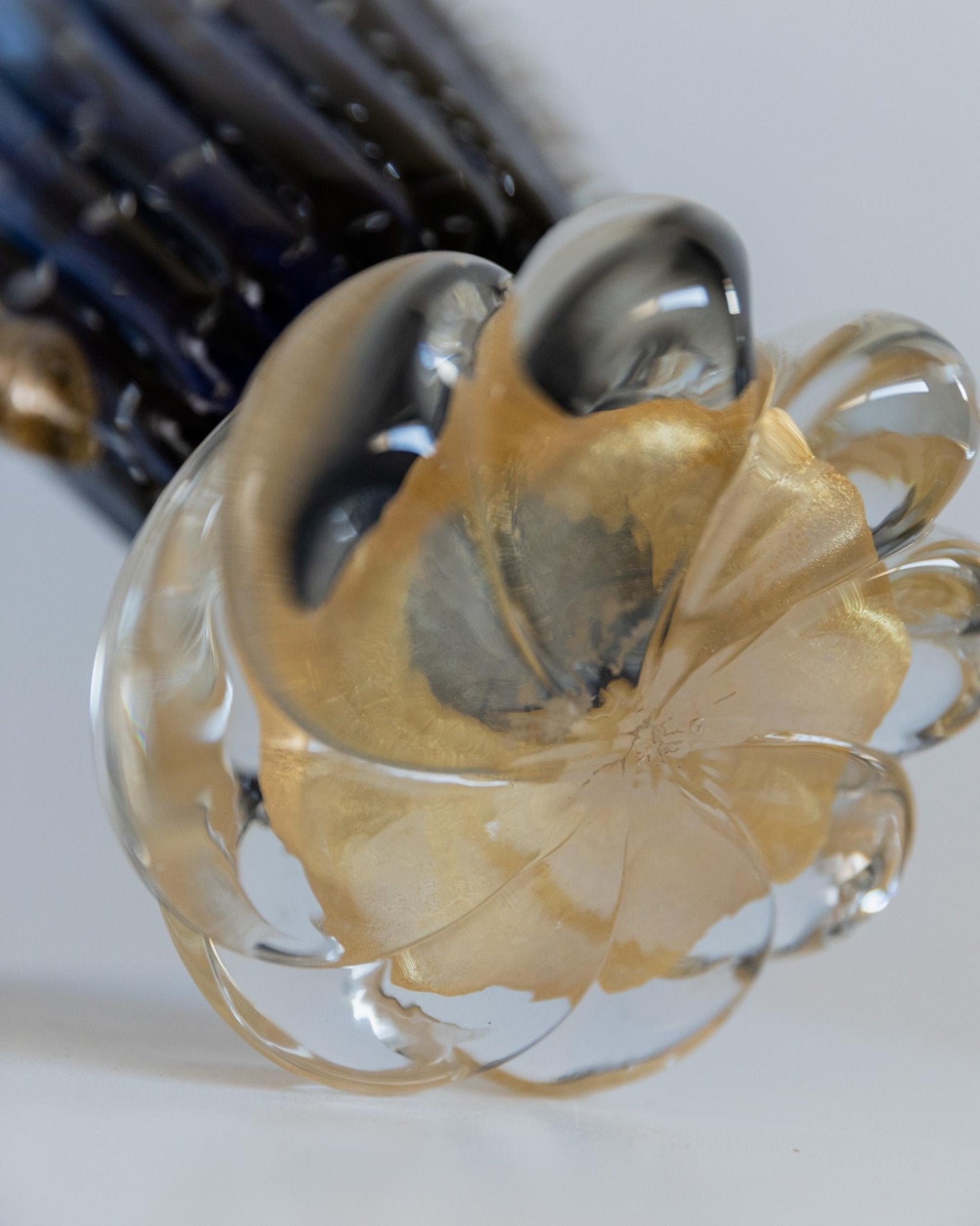 Vintage Murano Glasvase von Barovier, Royalblau mit Gold