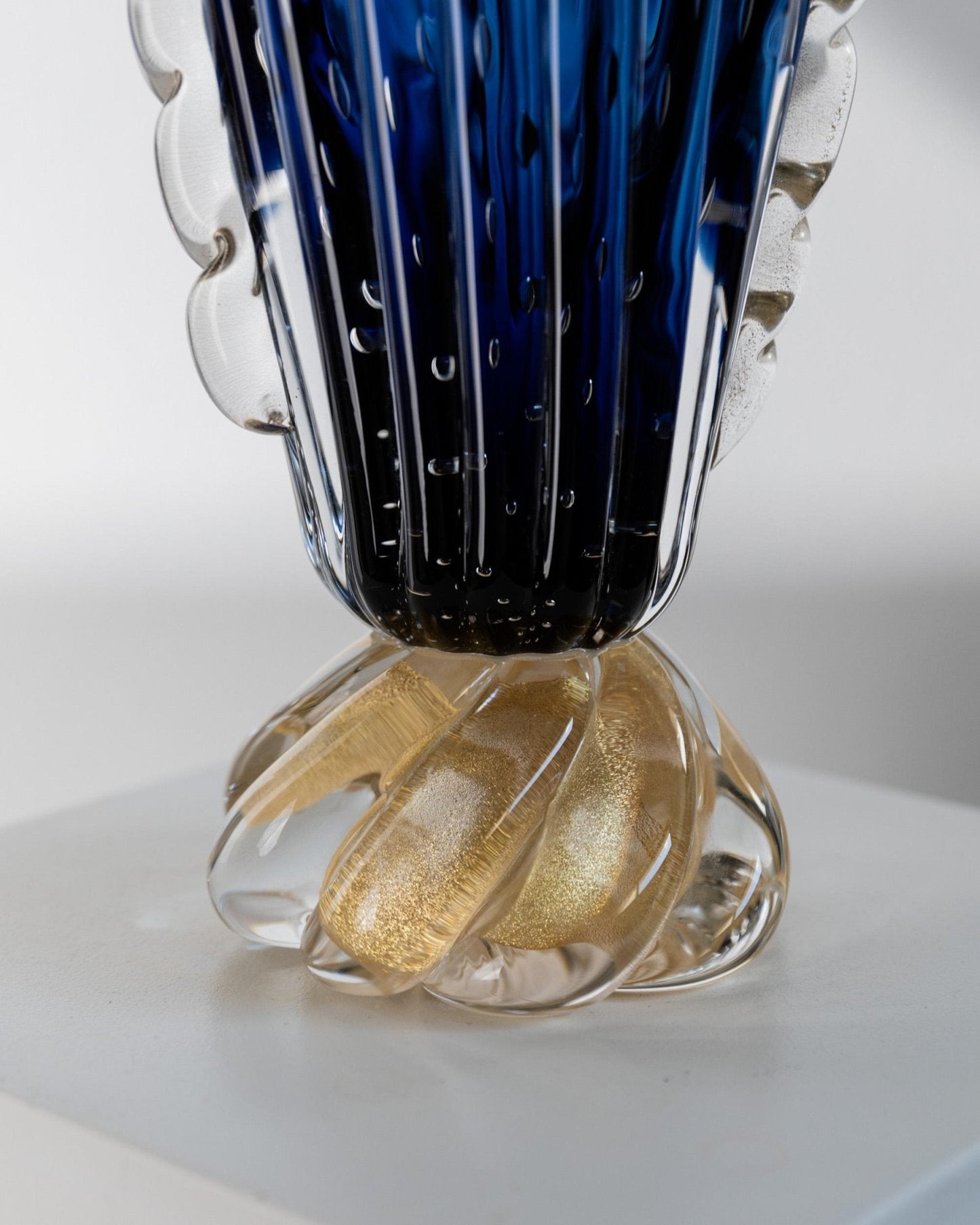 Vintage Murano Glasvase von Barovier, Royalblau mit Gold