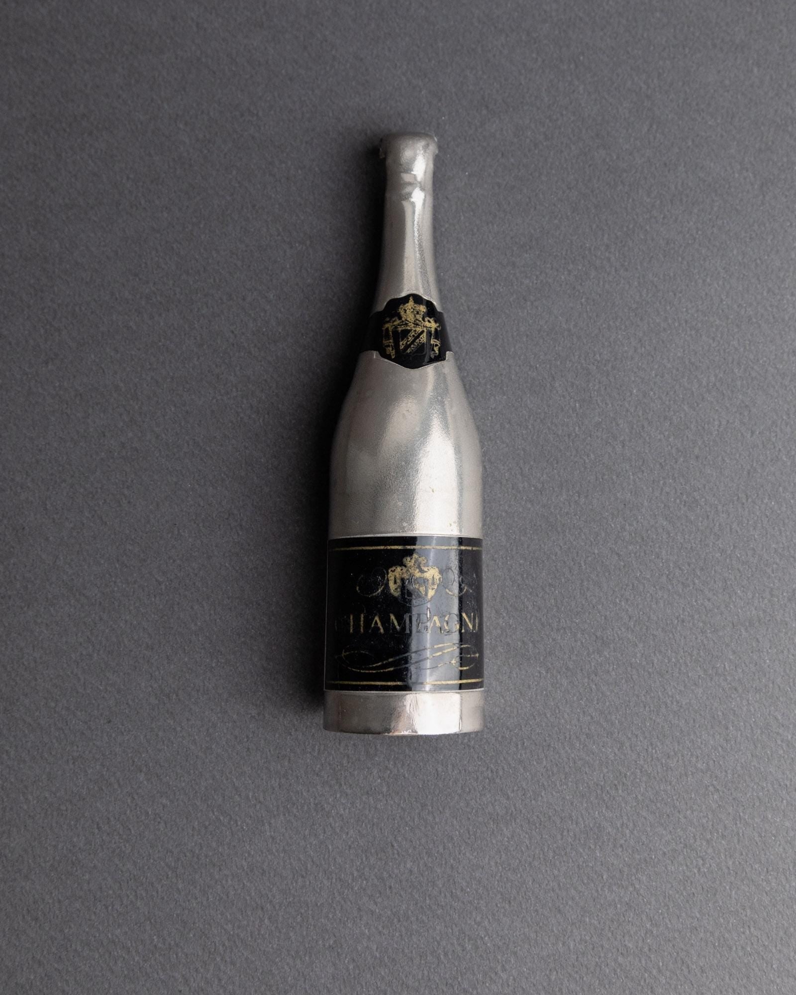 Vintage Flaschenöffner Champagnerflasche Frankreich zeitloses Baraccessoire seltenes Sammlerstück