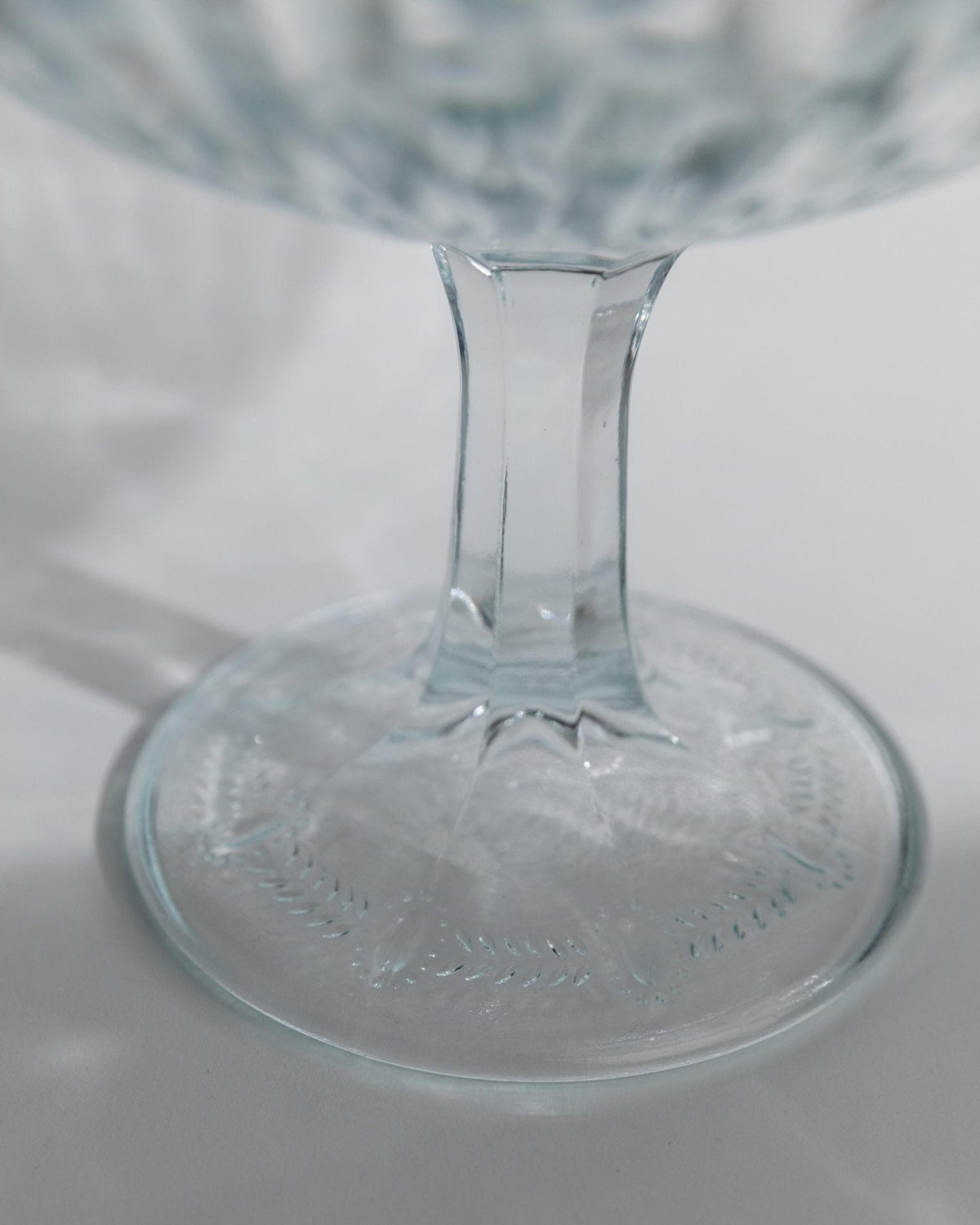Vintage Kompottschale Pressed Glass mit Medaillonrelief von Olivia Zabkowice Glass