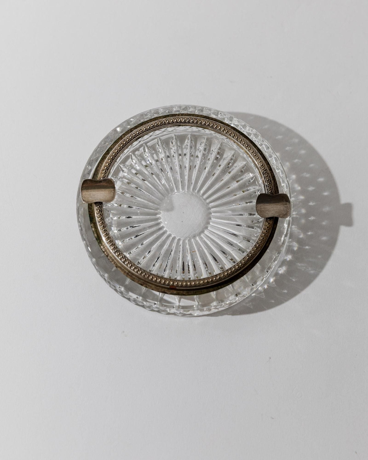 Vintage Aschenbecher Kristallglas rund mit versilbertem Rand