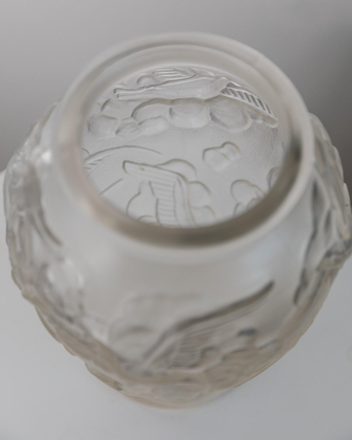 Vintage Art Deco Vase mit Schwalben-Relief von Josef Inwald