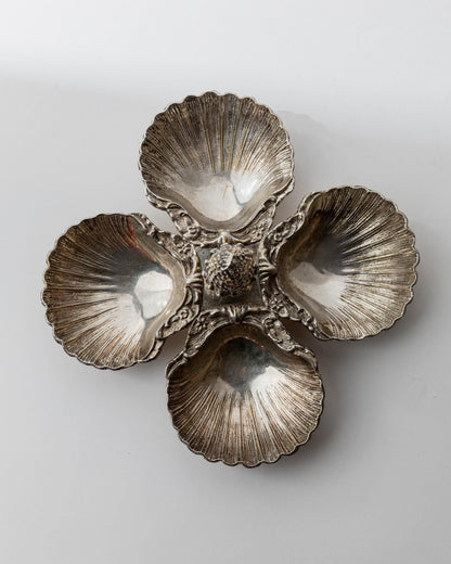 Vintage Schale Art Deco mit Muschelschalen und Zapfengriff