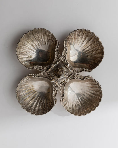 Vintage Schale Art Deco mit Muschelschalen und Zapfengriff