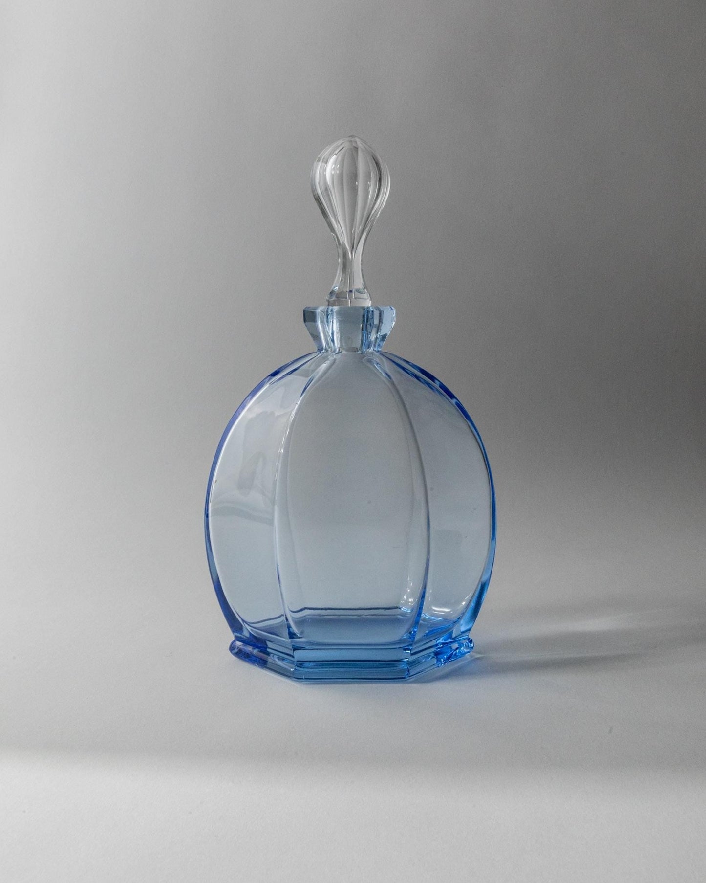 Vintage Dekanter Set von 2 Murano Glas von Murano Italien blaue skulpturale Formen